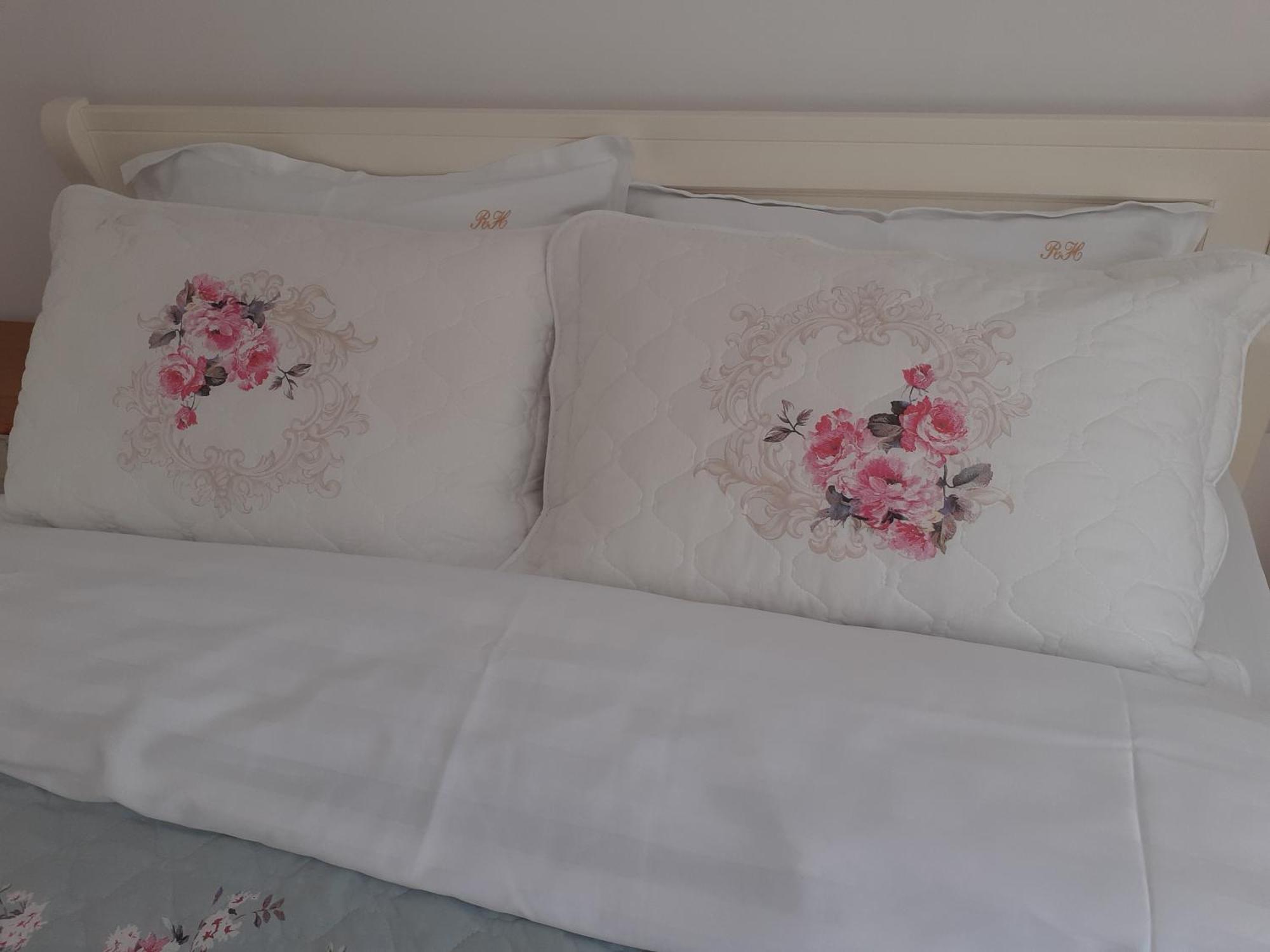 Apartamento R-House Braşov Habitación foto
