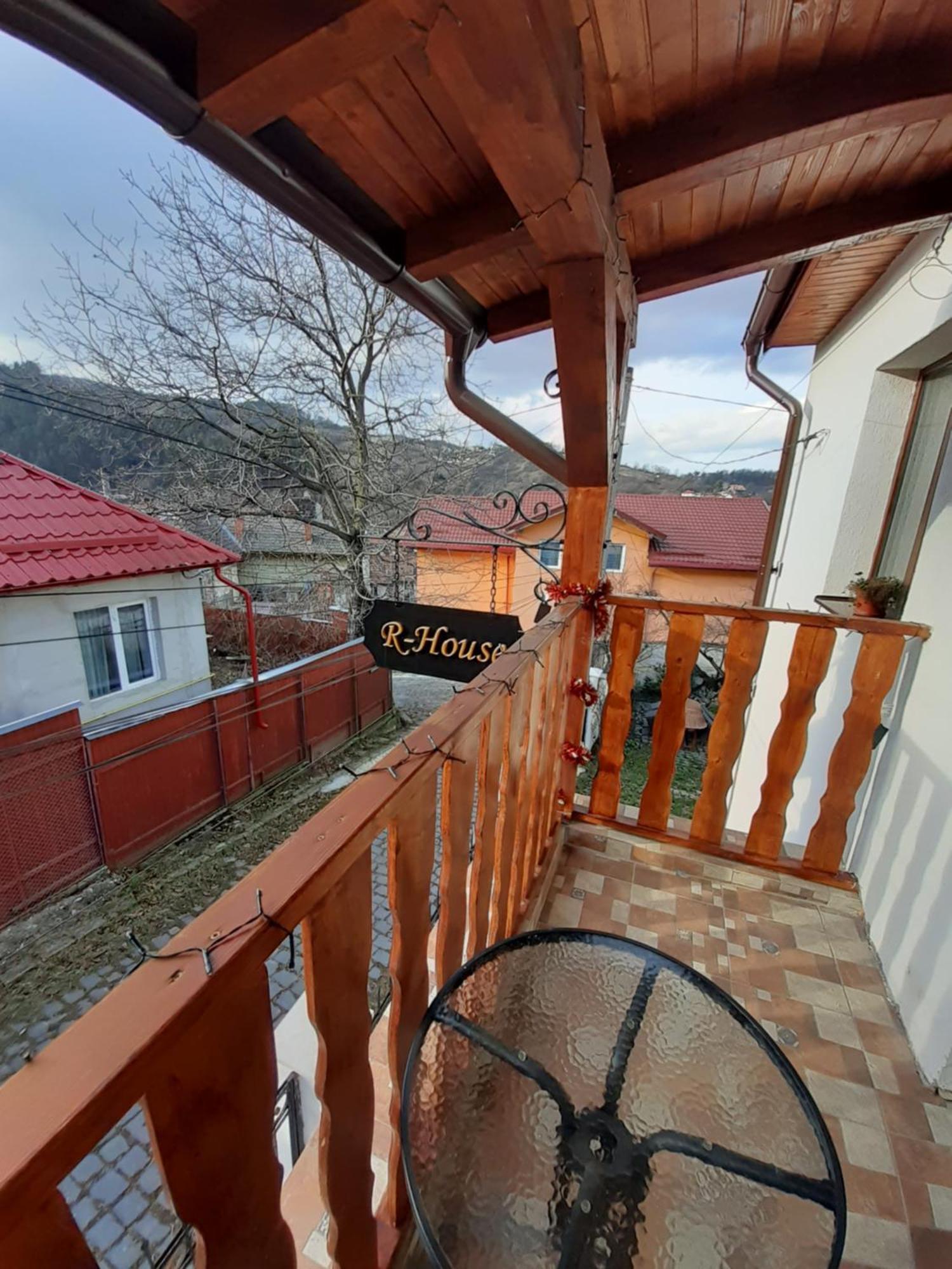 Apartamento R-House Braşov Habitación foto